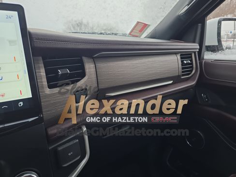 Used 2022 Ford Expedition Max Limited image 33