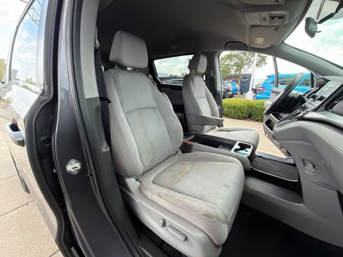 Used 2019 Honda Odyssey LX image 34