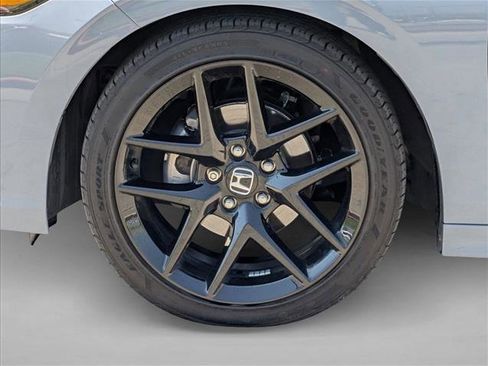 Used 2023 Honda Civic Sport image 10