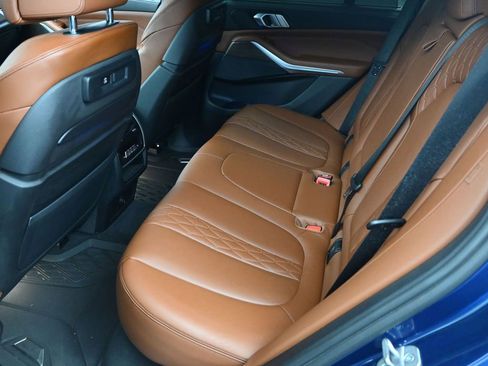 Used 2022 BMW X5 xDrive40i AWD/4WD image 6