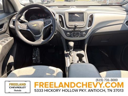Used 2022 Chevrolet Equinox LS w/ Driver Confidence II Package FWD image 18