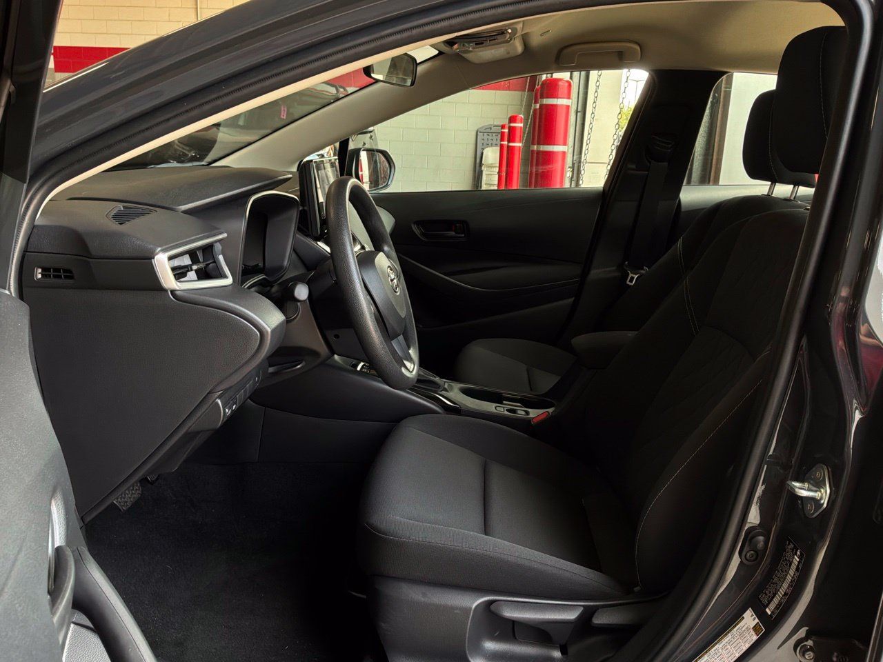 Used 2026 Toyota Corolla LE FWD image 11