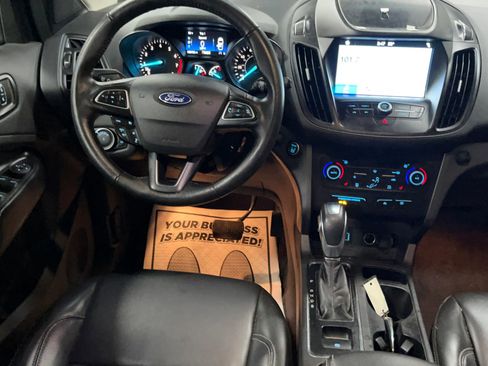 Used 2019 Ford Escape SEL image 24