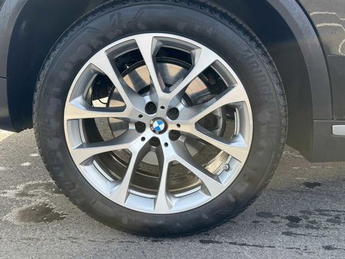 Certified 2023 BMW X5 xDrive40i w/ Premium Package image 7