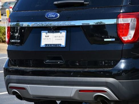 Used 2016 Ford Explorer Limited w/ Equipment Group 301A AWD/4WD image 29