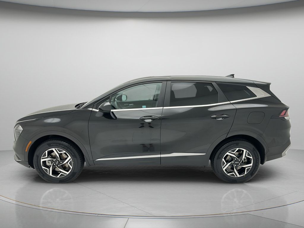 Used 2023 Kia Sportage LX AWD/4WD image 8
