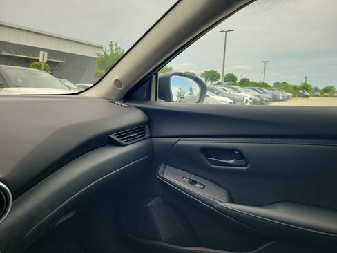 Used 2025 Nissan Sentra S FWD image 23