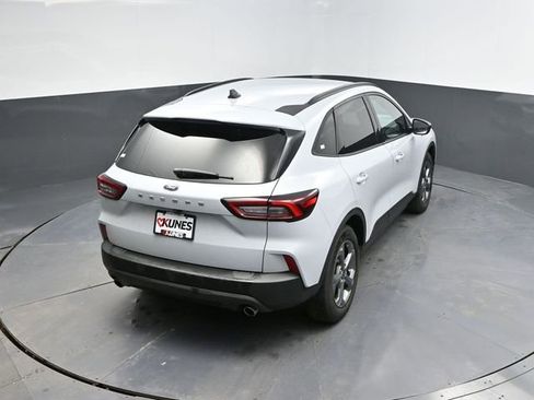 Used 2025 Ford Escape ST-Line image 46