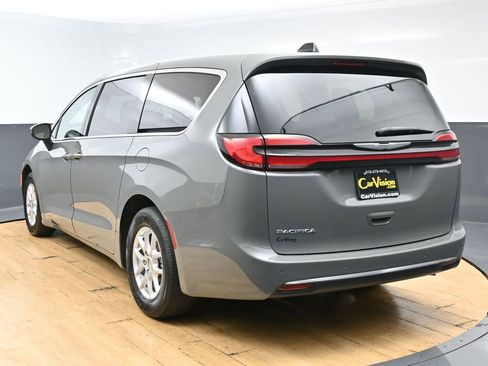 Used 2023 Chrysler Pacifica Touring-L FWD image 54
