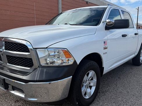 Used 2018 RAM 1500 4x4 Crew Cab w/ Chrome Appearance Group image 3