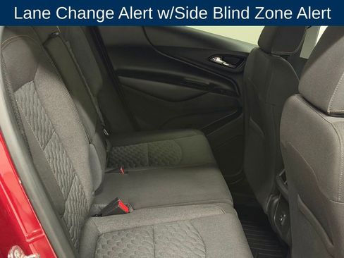 Used 2019 Chevrolet Equinox LT image 18