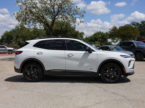 Used 2025 Buick Envision Sport Touring AWD/4WD image 8