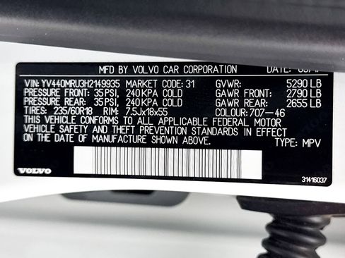 Used 2017 Volvo XC60 T5 Inscription w/ Advanced Package AWD/4WD image 38