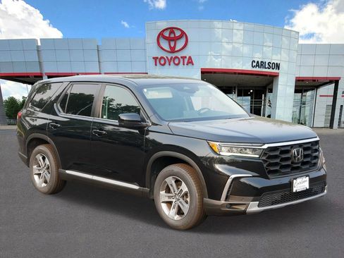 Used 2023 Honda Pilot EX-L image 2