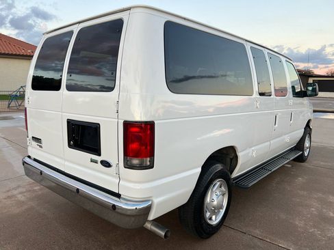 Used 2014 Ford E-350 and Econoline 350 XL w/ Power Windows & Locks Group image 7