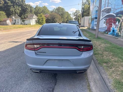 Used 2021 Dodge Charger SXT w/ Blacktop Package RWD image 5