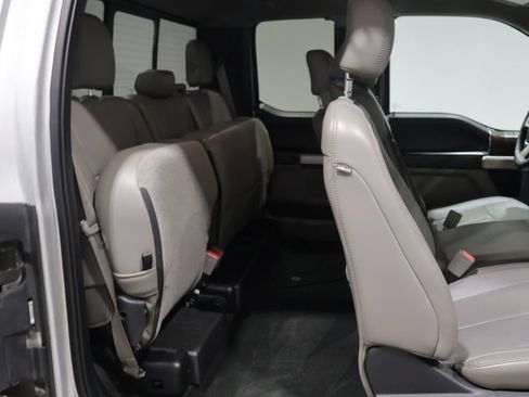 Used 2019 Ford F150 Lariat w/ Equipment Group 501A Mid AWD/4WD image 21