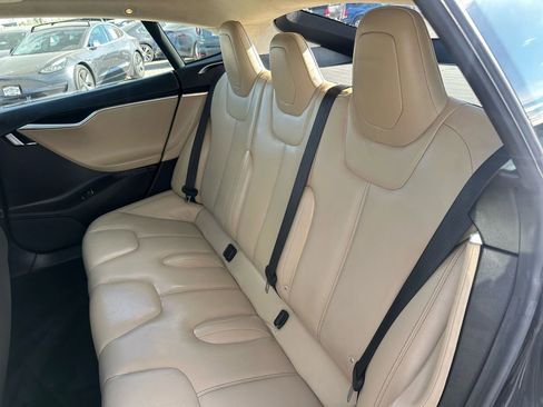 Used 2017 Tesla Model S 75D image 27