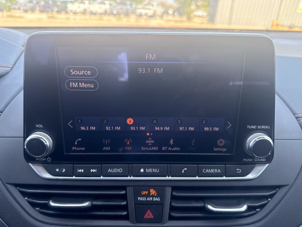 Used 2019 Nissan Altima 2.0 SR FWD image 23