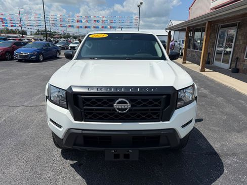 Used 2024 Nissan Frontier S w/ Technology Package AWD/4WD image 10
