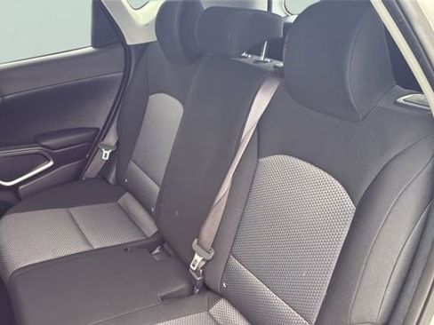 Used 2024 Kia Soul LX w/ Option Group 015 image 17