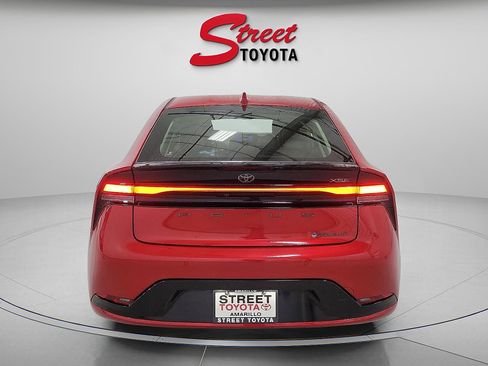 Certified 2024 Toyota Prius Prime image 3