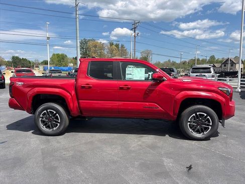 New 2026 Toyota Tacoma TRD Sport AWD/4WD image 2