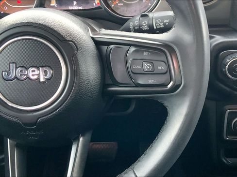 Used 2023 Jeep Wrangler Unlimited Sport AWD/4WD image 24
