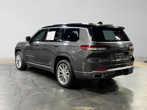 Used 2022 Jeep Grand Cherokee L Summit w/ Advanced Protech Group IV AWD/4WD image 5