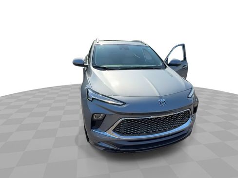 Certified 2026 Buick Encore GX Avenir w/ Avenir Technology Package FWD image 3