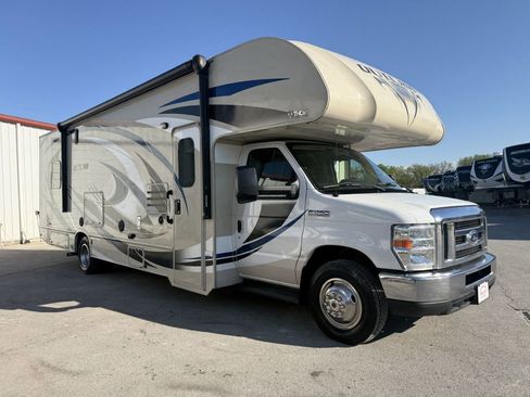 Used 2017 Ford E-450 and Econoline 450 Super Duty w/ Motorhome Prep Package RWD image 1