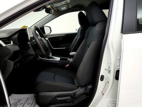 Used 2024 Toyota RAV4 LE AWD/4WD image 22