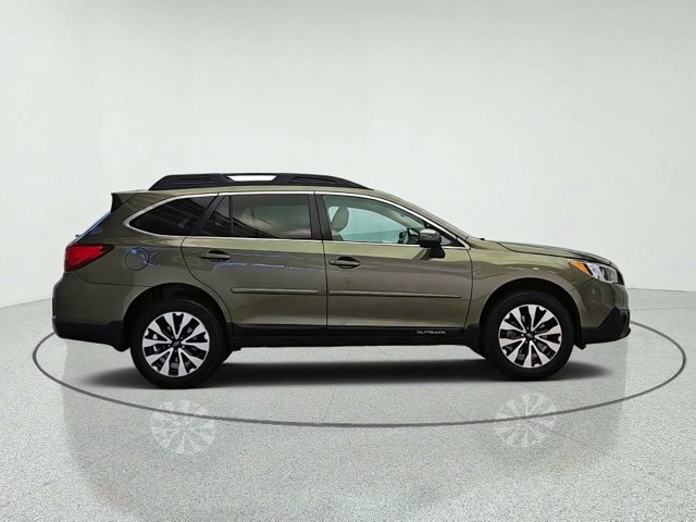Used 2017 Subaru Outback 3.6R Limited AWD/4WD image 7
