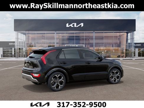 New 2025 Kia Niro EX Touring image 6