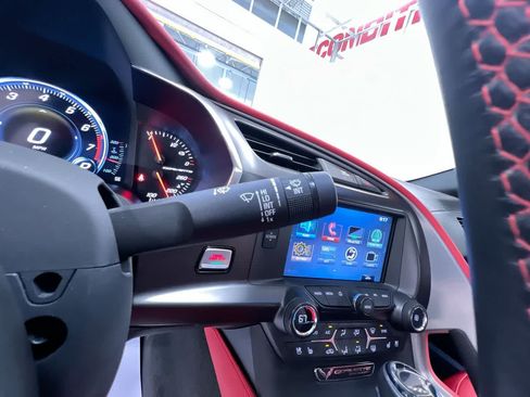 Used 2019 Chevrolet Corvette Stingray Coupe RWD image 19