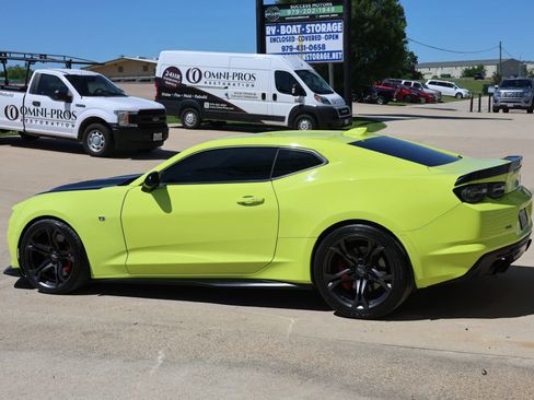 Used 2020 Chevrolet Camaro SS image 6