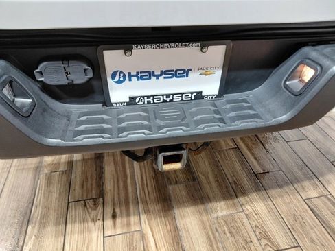 Used 2019 Toyota Tacoma TRD Off-Road image 21