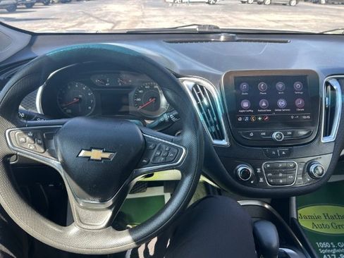 Used 2021 Chevrolet Malibu LT image 17