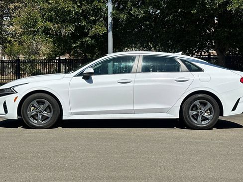 Used 2022 Kia K5 LXS FWD image 7