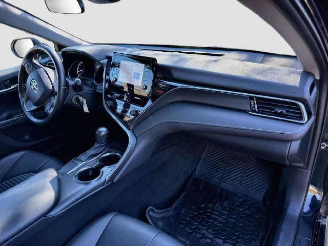 Used 2023 Toyota Camry SE FWD image 26