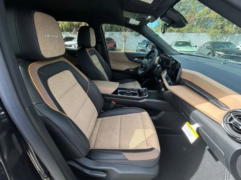 New 2026 Chevrolet Equinox ACTIV FWD image 23