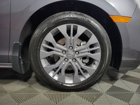 Used 2025 Honda Odyssey Touring image 10