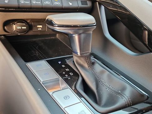 Used 2023 Hyundai Elantra SEL w/ Convenience Package image 19