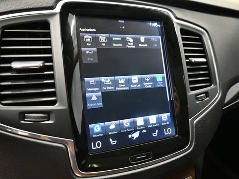 Used 2019 Volvo XC90 T6 Momentum w/ Protection Package Premier AWD/4WD image 14