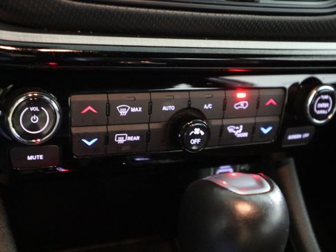 Used 2023 Jeep Compass Trailhawk image 26