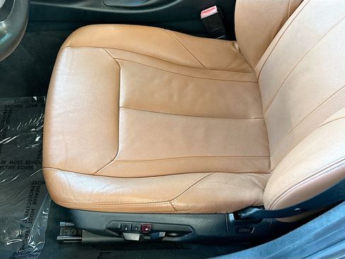 Used 2014 BMW 328i Sedan RWD image 18