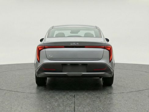 Used 2025 Kia K4 LXS image 7