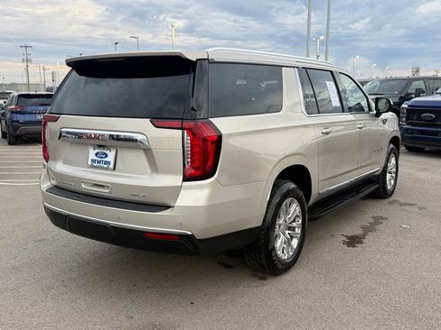 Used 2023 GMC Yukon XL SLT image 33