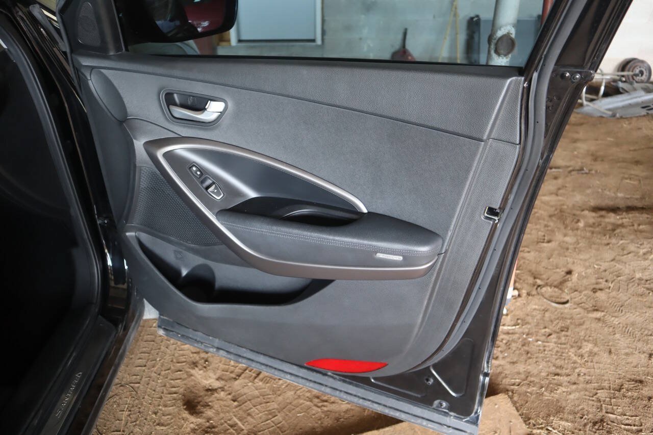 Used 2013 Hyundai Santa Fe Sport 2.0T FWD image 25