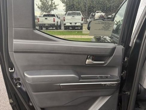 New 2025 Toyota Tacoma TRD Off-Road image 33